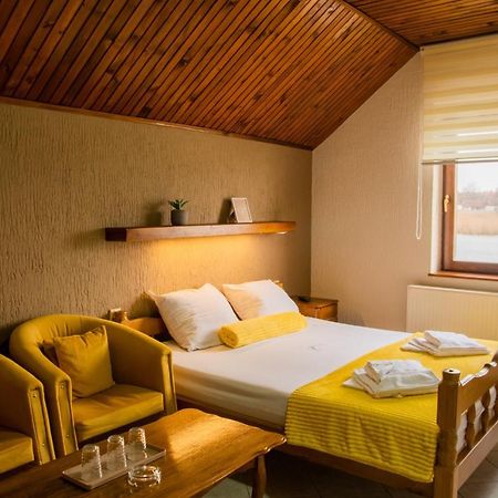 Guest House Vila Alexandar Palić Eksteriør bilde