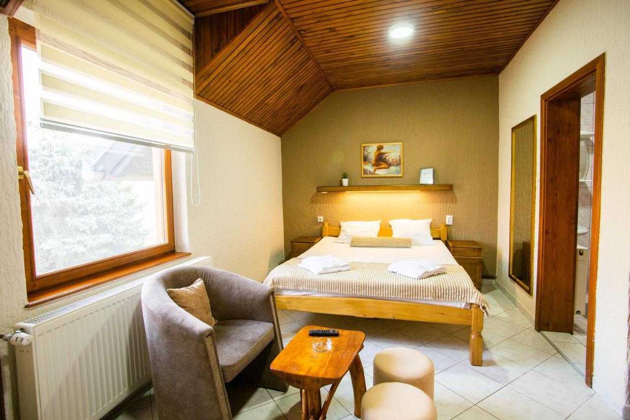 Guest House Vila Alexandar Palić Eksteriør bilde