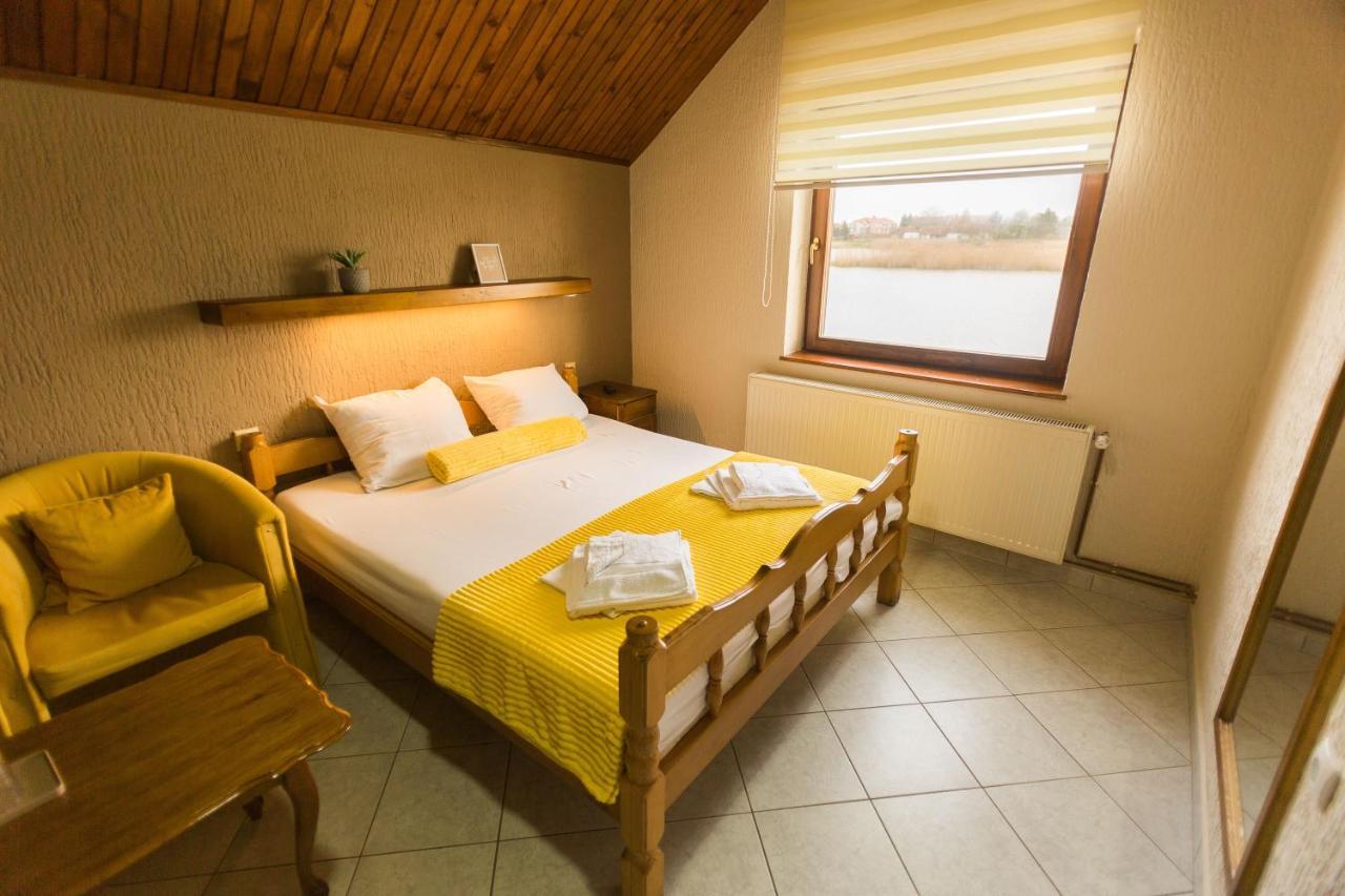 Guest House Vila Alexandar Palić Eksteriør bilde