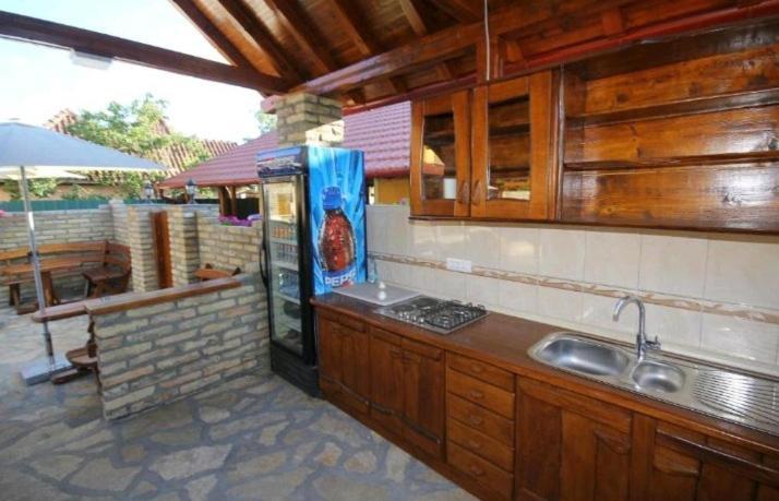 Guest House Vila Alexandar Palić Rom bilde