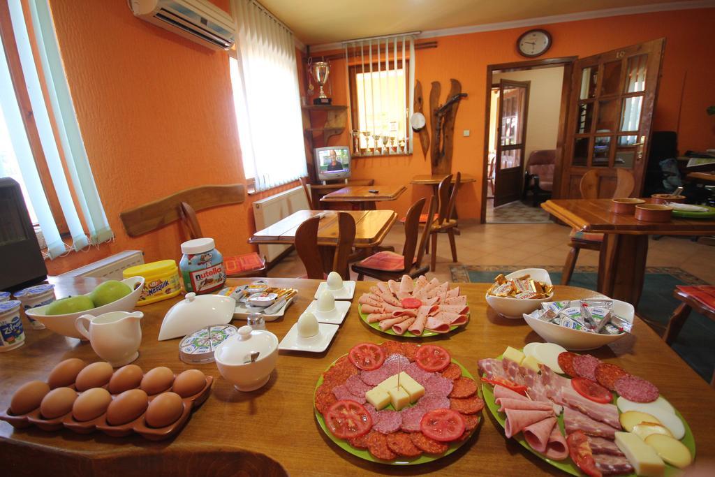 Guest House Vila Alexandar Palić Eksteriør bilde