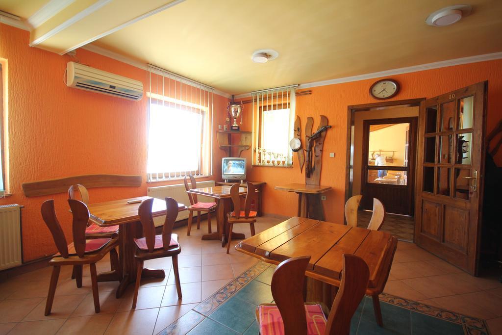 Guest House Vila Alexandar Palić Eksteriør bilde