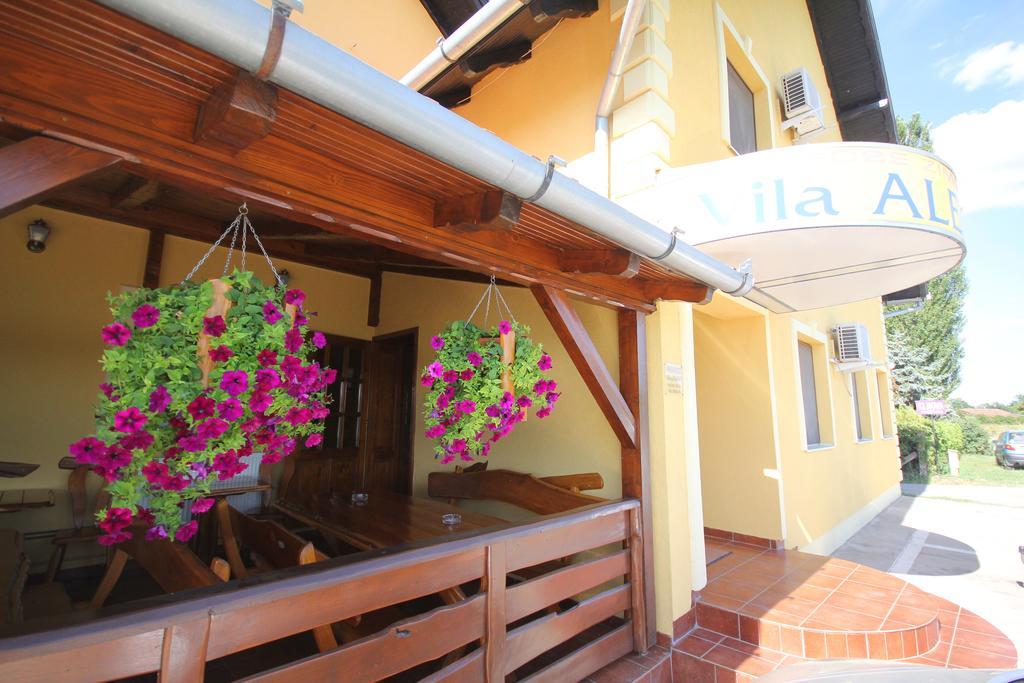Guest House Vila Alexandar Palić Eksteriør bilde
